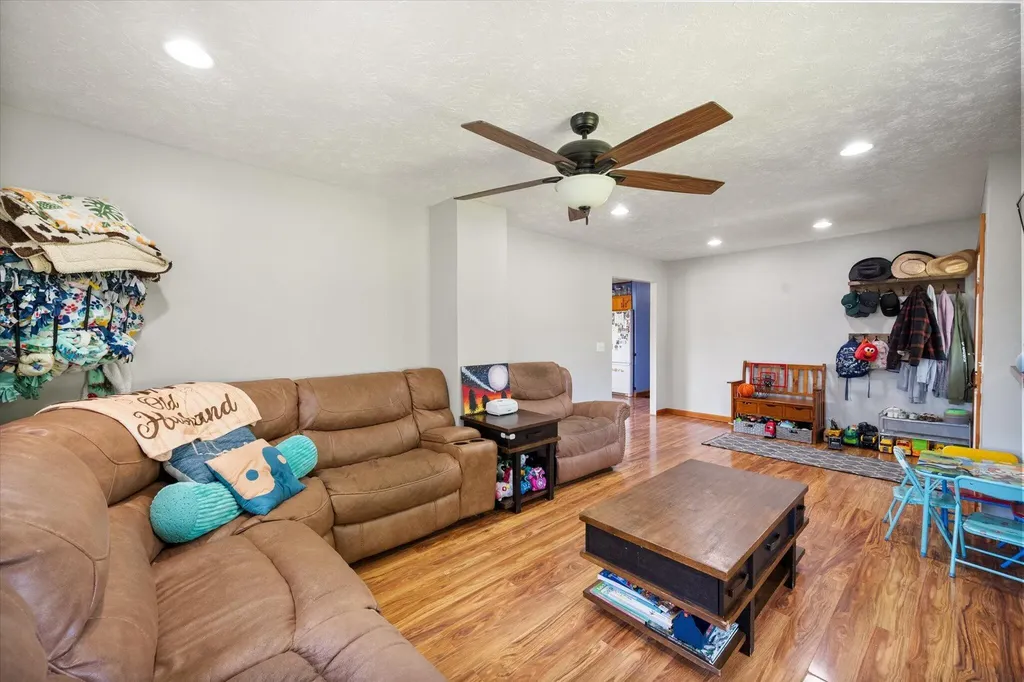 4061 Mink Run Road Frankfort KY 40601