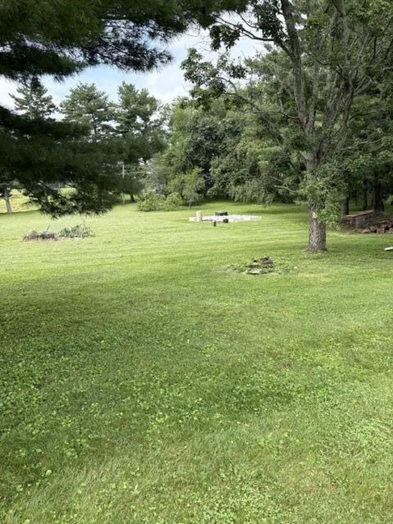 109 Barkley Nicholasville KY 40356