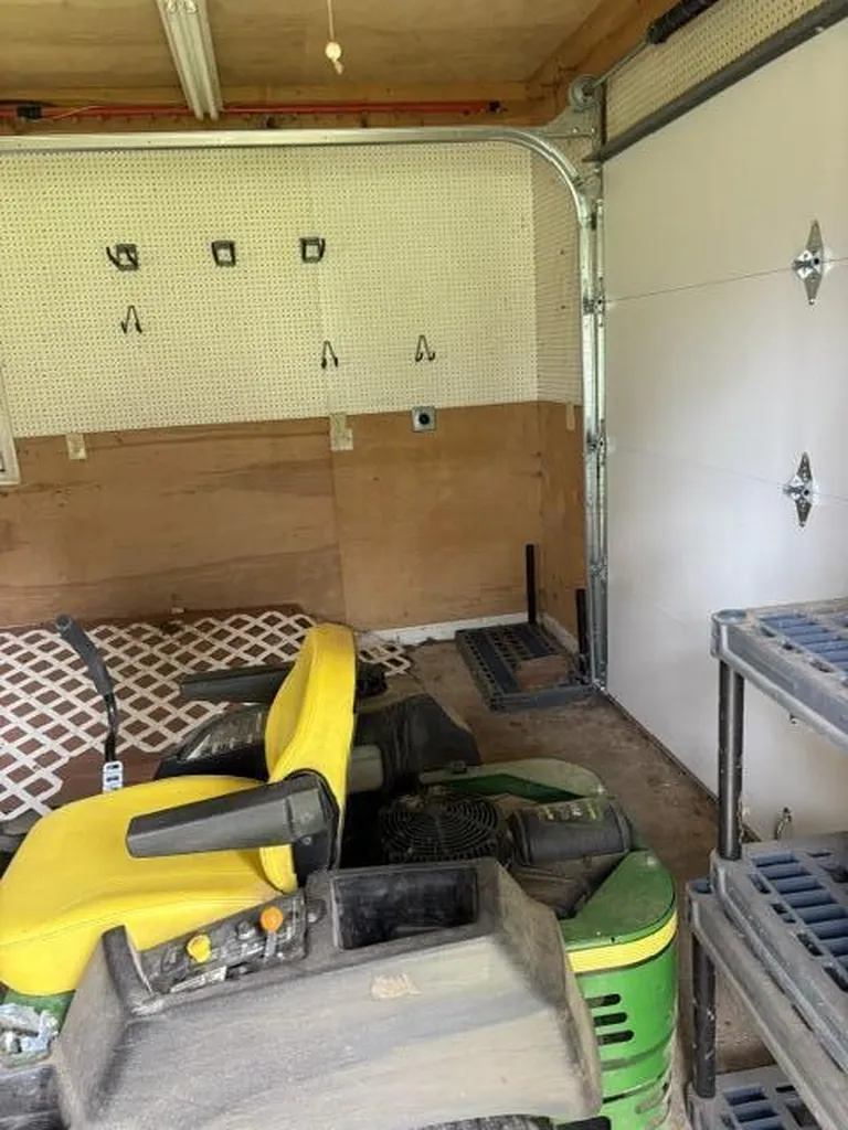 109 Barkley Nicholasville KY 40356