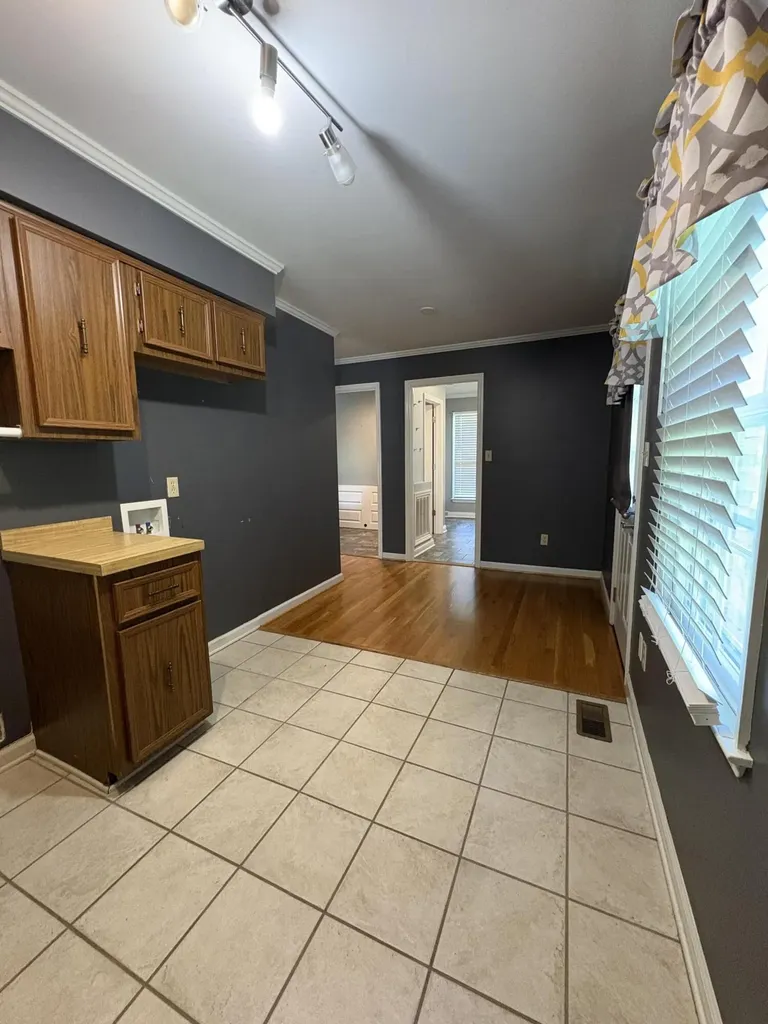 109 Barkley Nicholasville KY 40356