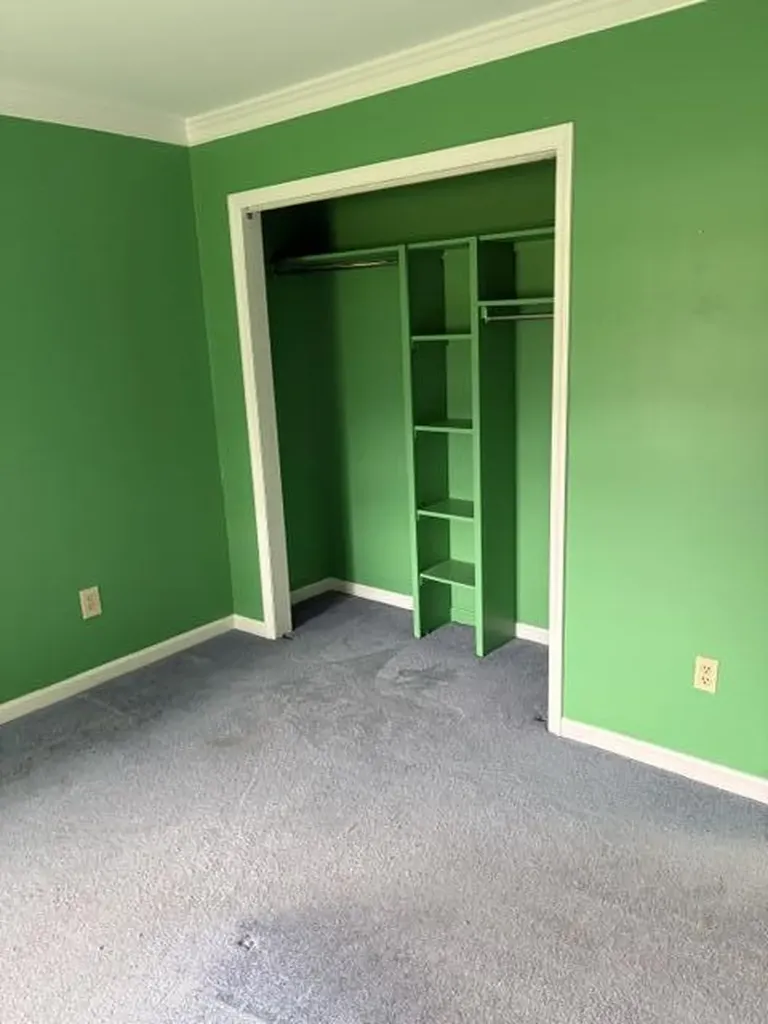 109 Barkley Nicholasville KY 40356