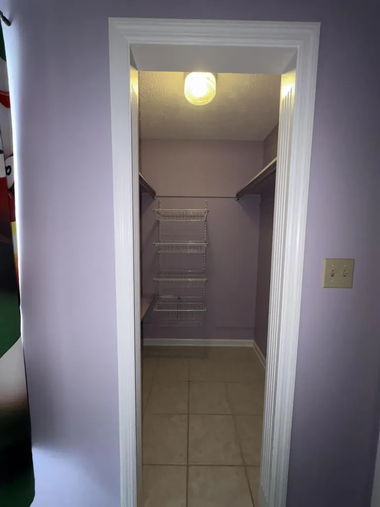 109 Barkley Nicholasville KY 40356