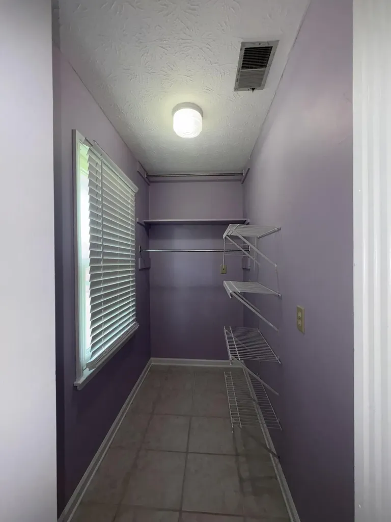 109 Barkley Nicholasville KY 40356
