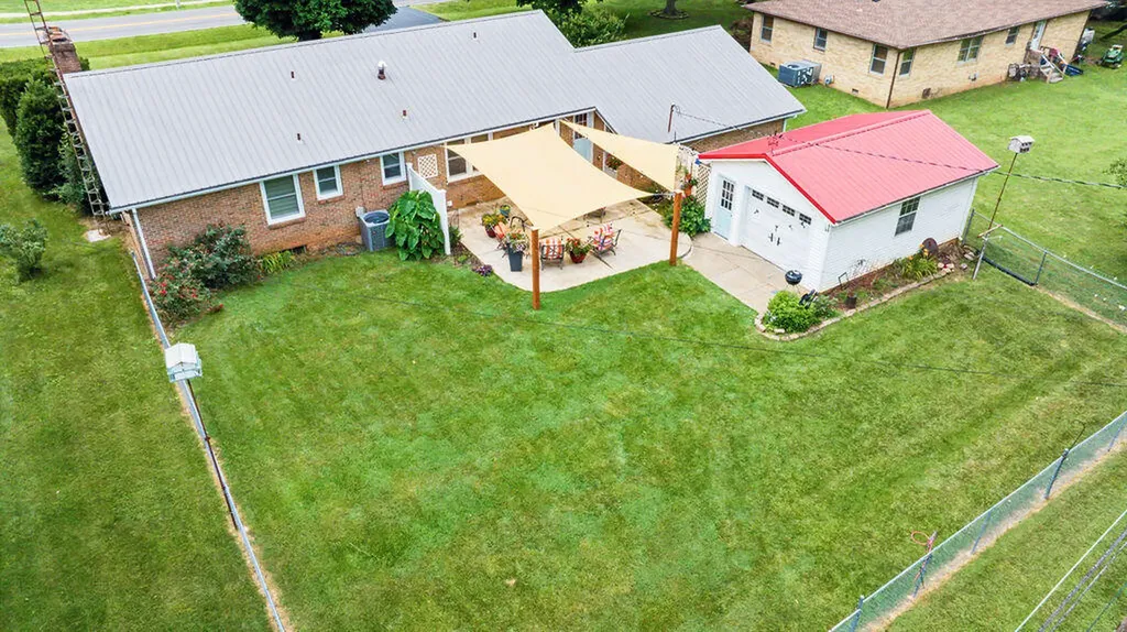 3614 Lafayette Road Hopkinsville KY 42240