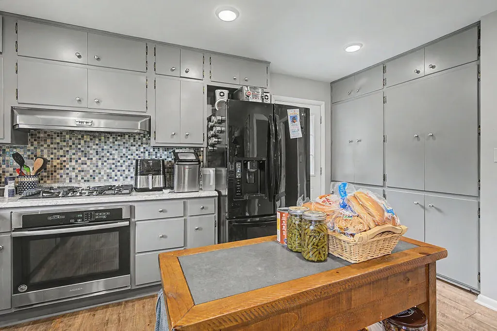 3614 Lafayette Road Hopkinsville KY 42240