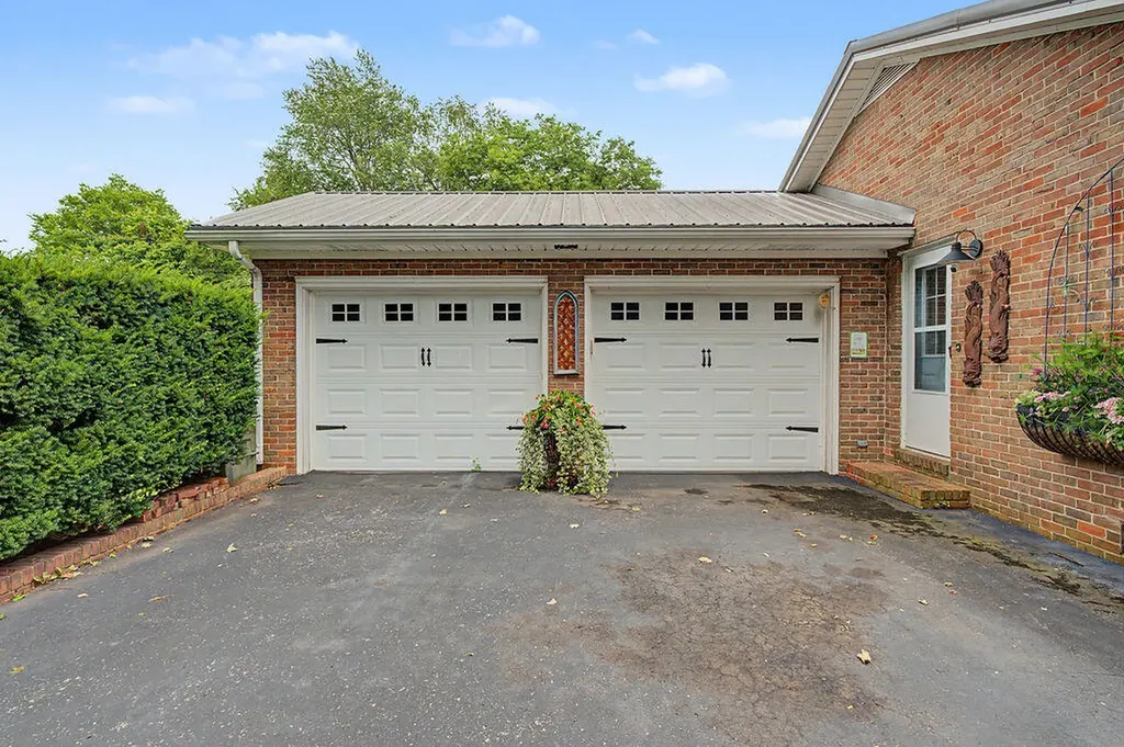 3614 Lafayette Road Hopkinsville KY 42240