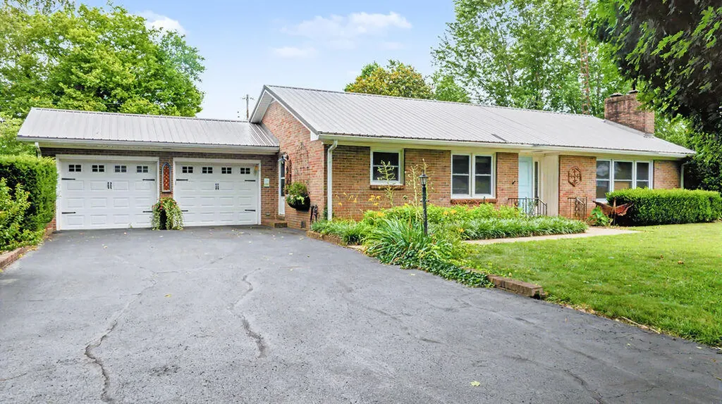 3614 Lafayette Road Hopkinsville KY 42240