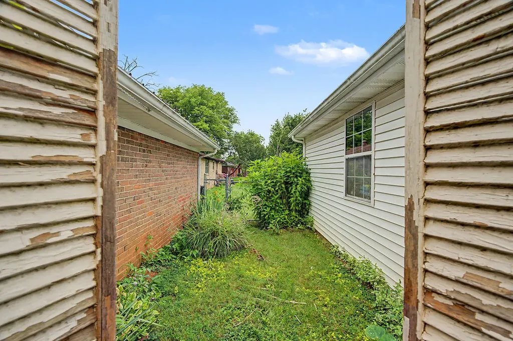 3614 Lafayette Road Hopkinsville KY 42240