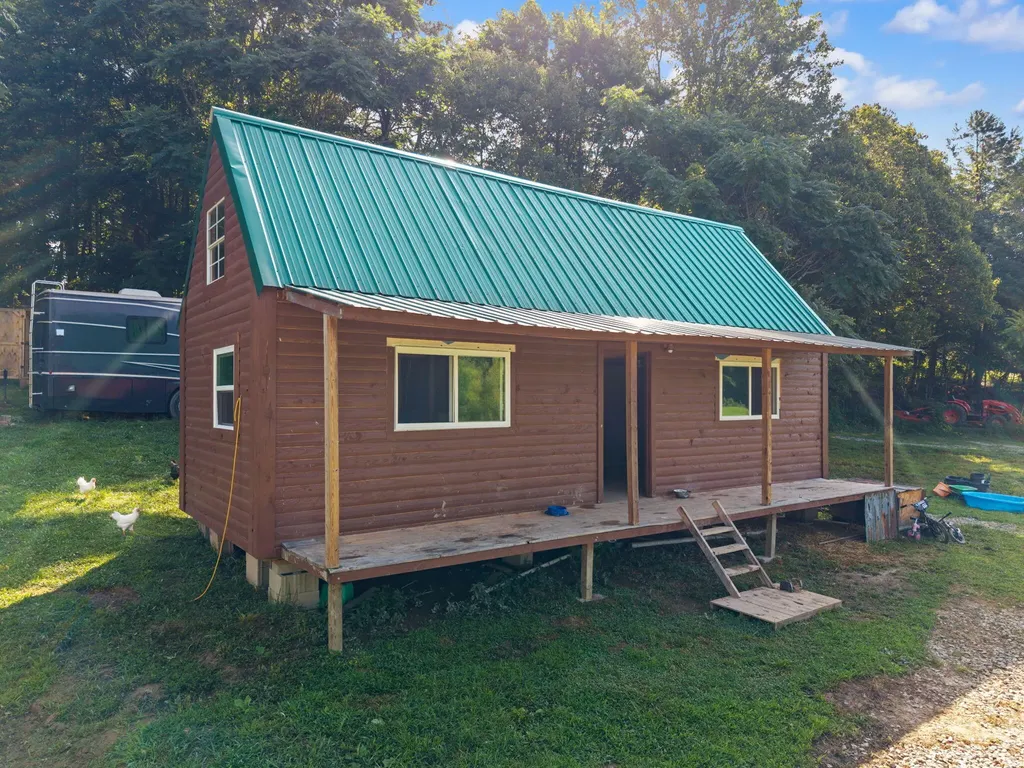 9340 Kentucky 587 Mckee KY 40447