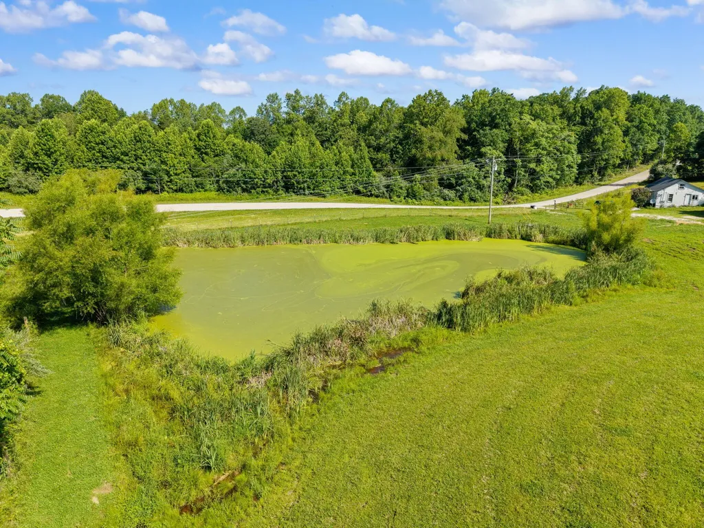 9340 Kentucky 587 Mckee KY 40447