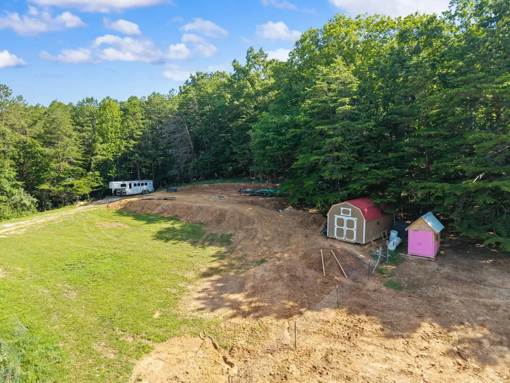 9340 Kentucky 587 Mckee KY 40447