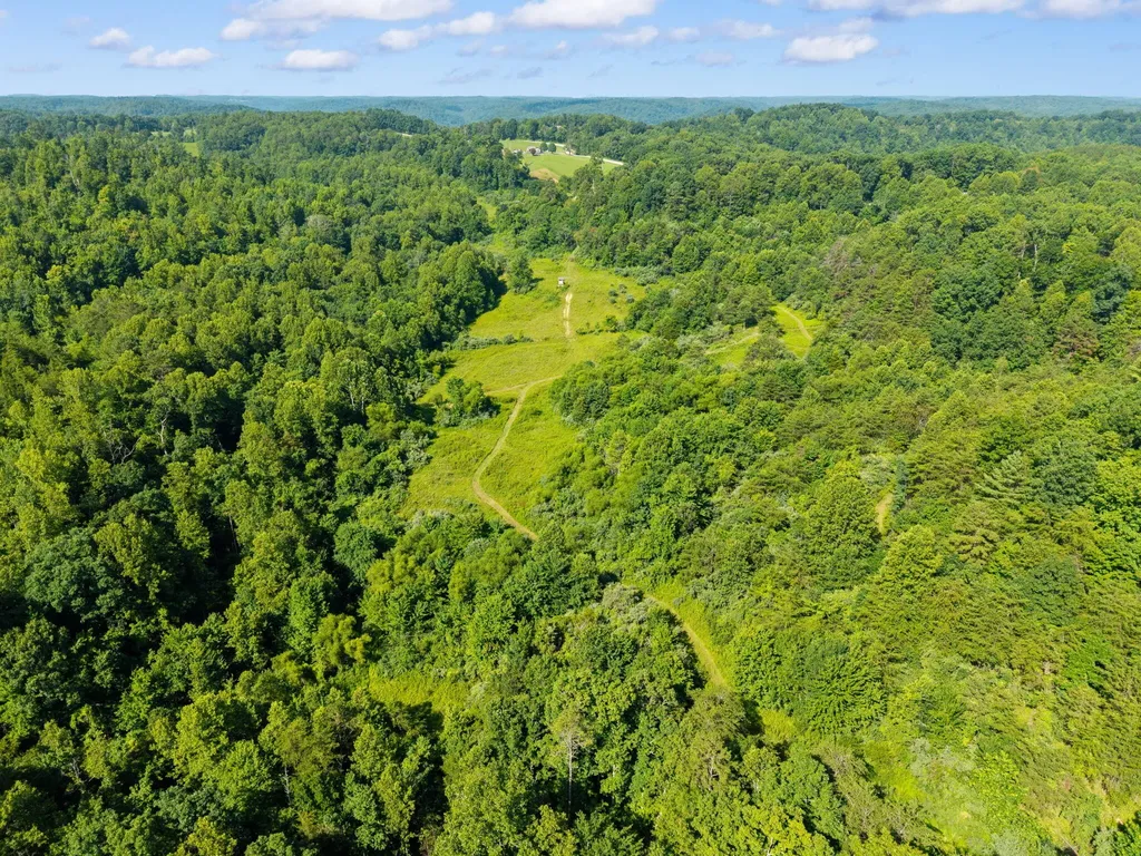 9340 Kentucky 587 Mckee KY 40447