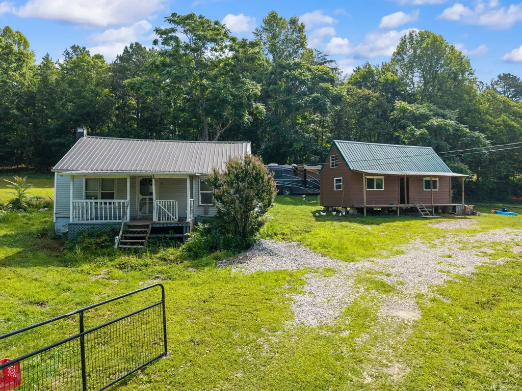 9340 Kentucky 587 Mckee KY 40447