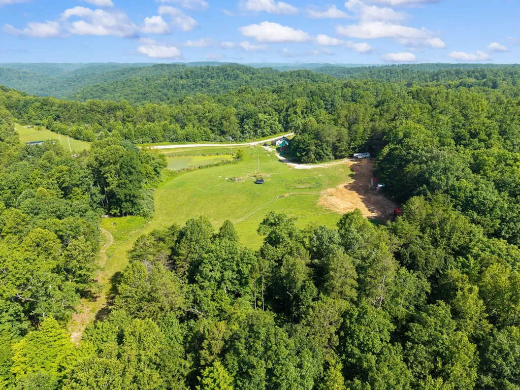 9340 Kentucky 587 Mckee KY 40447