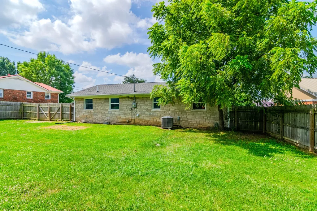 10 Chickadee Lane Winchester KY 40391