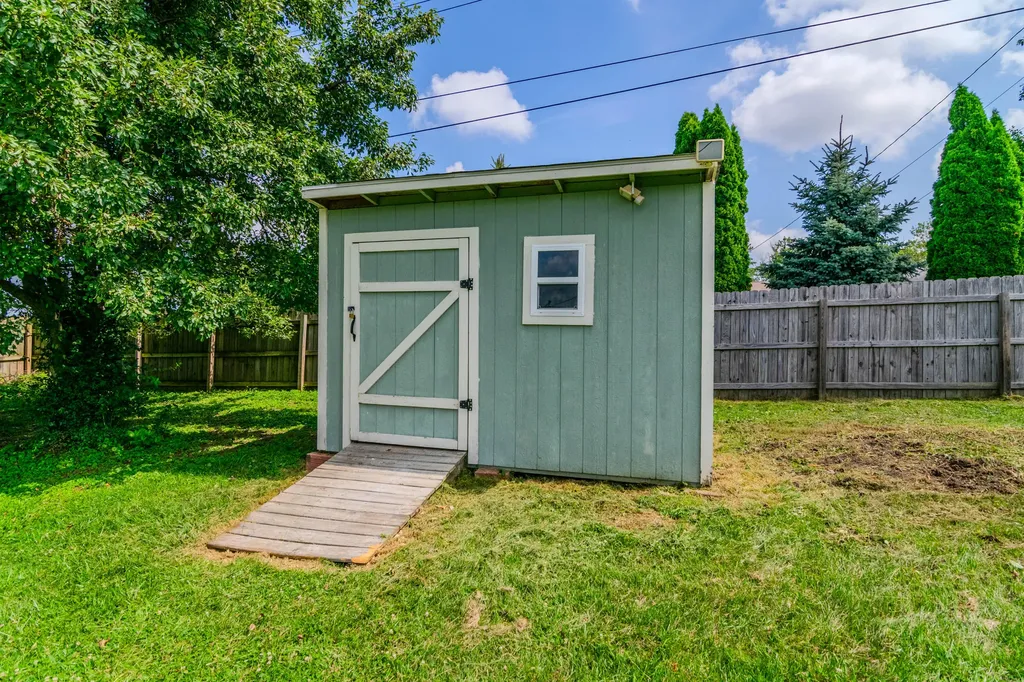 10 Chickadee Lane Winchester KY 40391