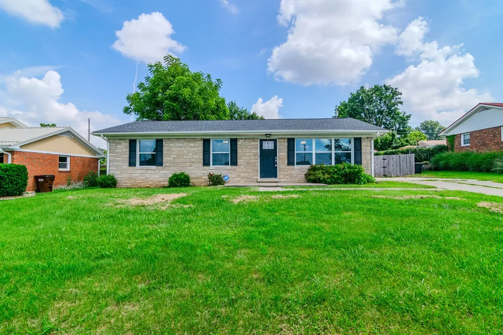 10 Chickadee Lane Winchester KY 40391
