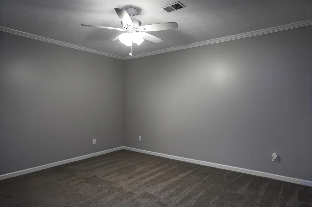 3385 Cove Lake Drive Lexington KY 40515