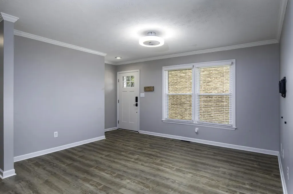 3385 Cove Lake Drive Lexington KY 40515