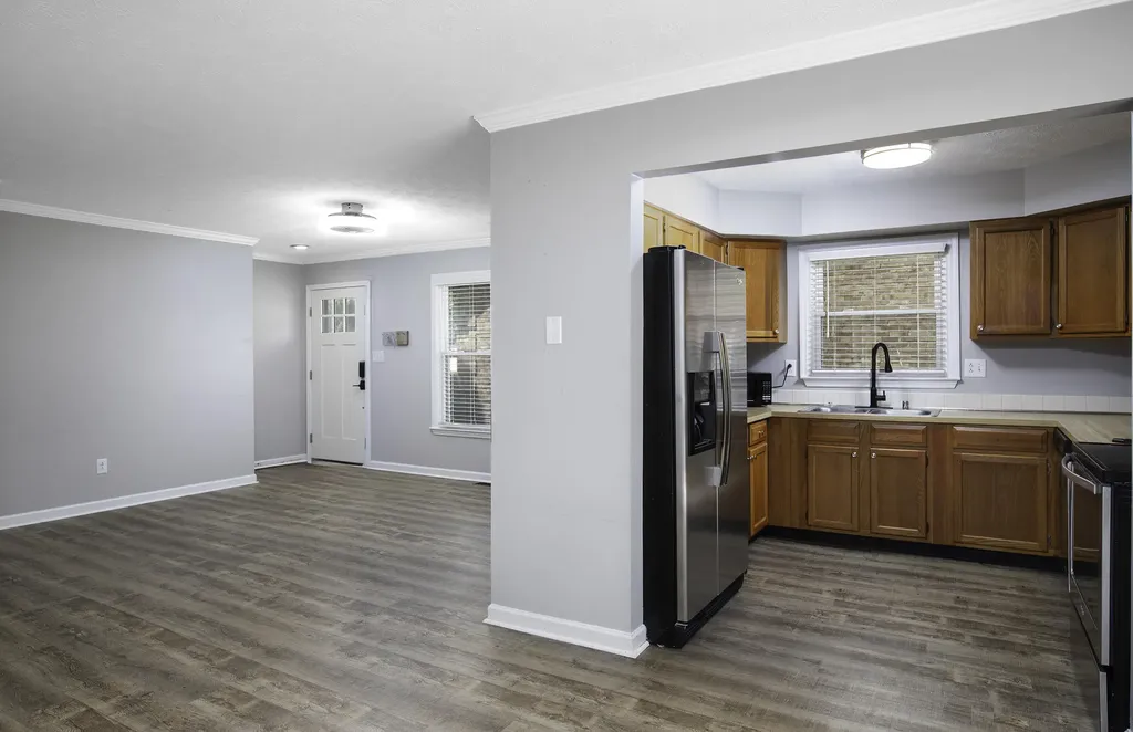 3385 Cove Lake Drive Lexington KY 40515