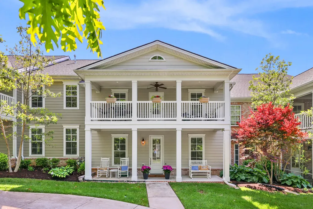 2221 Patchen Lake Lane Lexington KY 40505