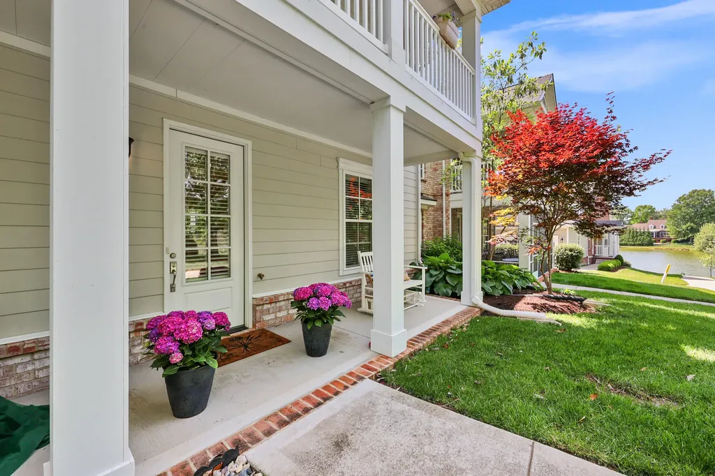 2221 Patchen Lake Lane Lexington KY 40505