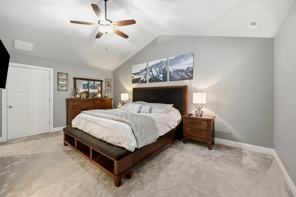 2221 Patchen Lake Lane Lexington KY 40505