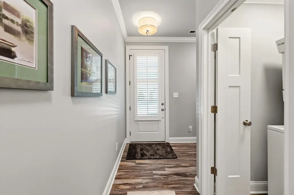 2221 Patchen Lake Lane Lexington KY 40505