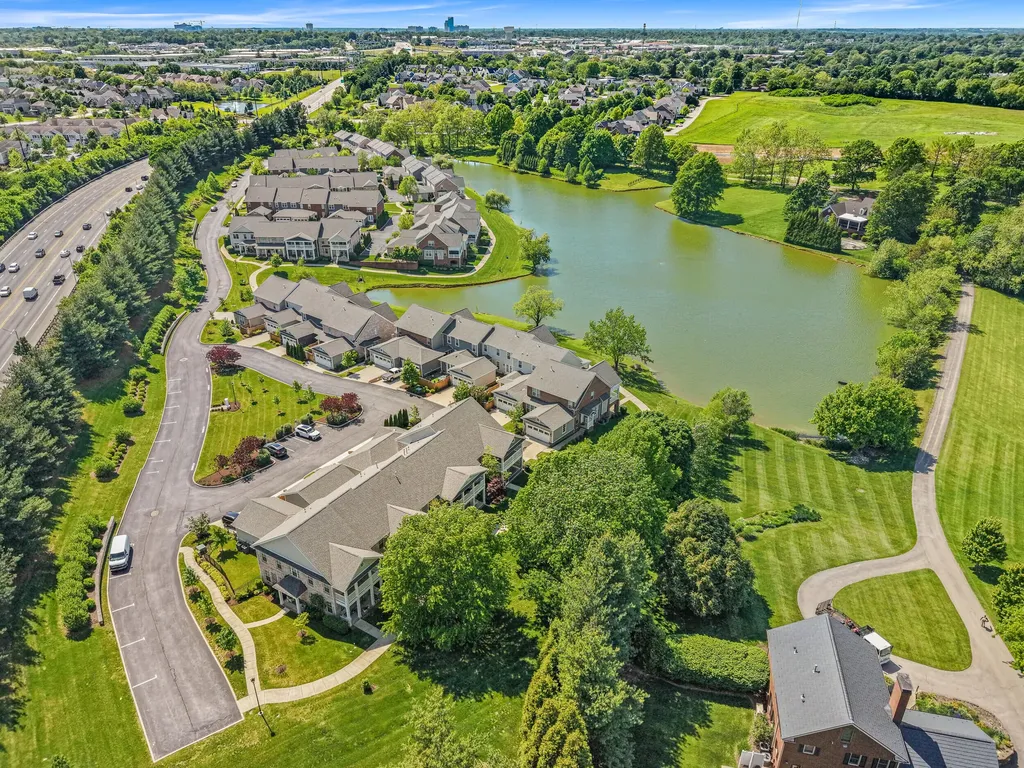 2221 Patchen Lake Lane Lexington KY 40505
