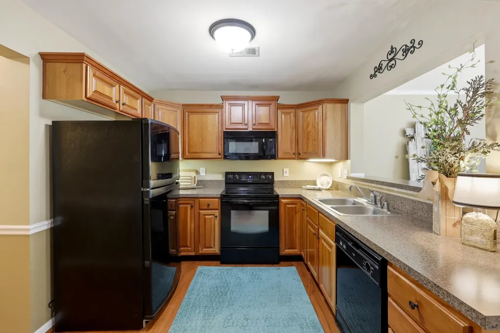 1072 Wyndham Hills Drive Lexington KY 40514