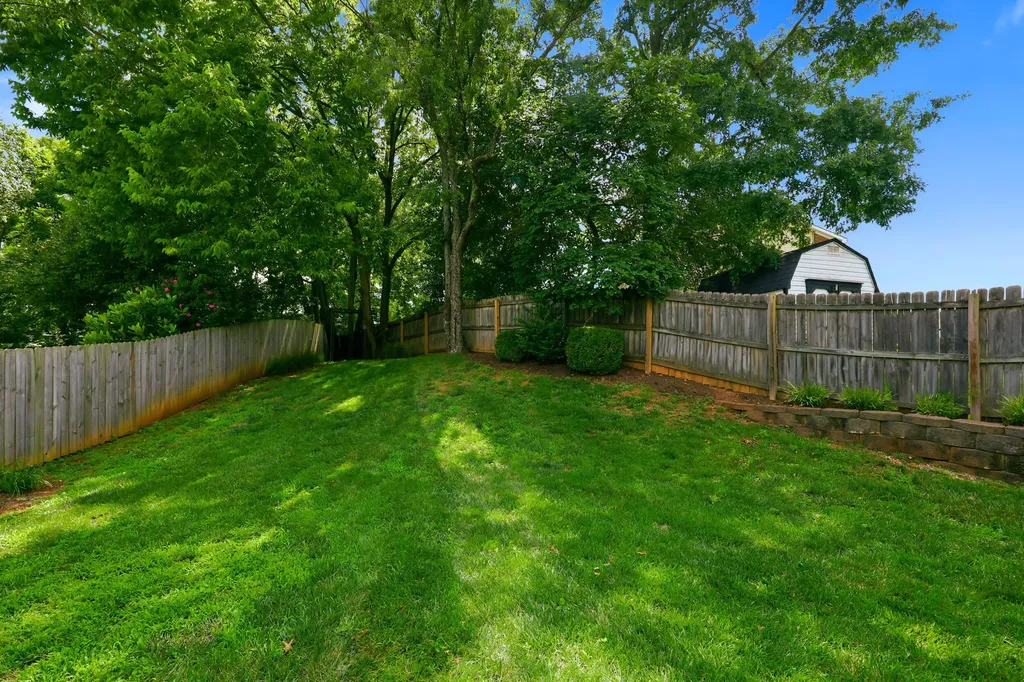 1072 Wyndham Hills Drive Lexington KY 40514