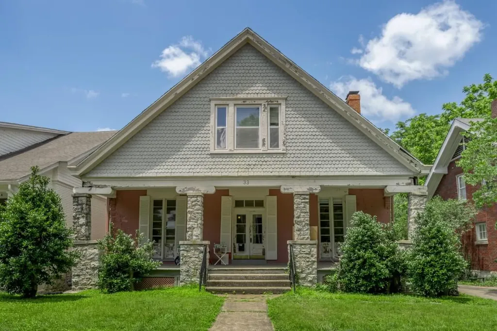33 Mentelle Park Lexington KY 40502