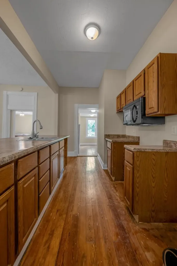 33 Mentelle Park Lexington KY 40502
