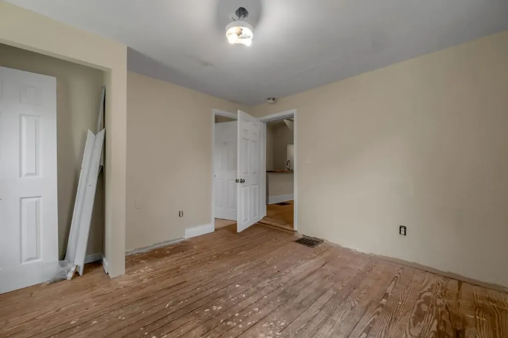 33 Mentelle Park Lexington KY 40502