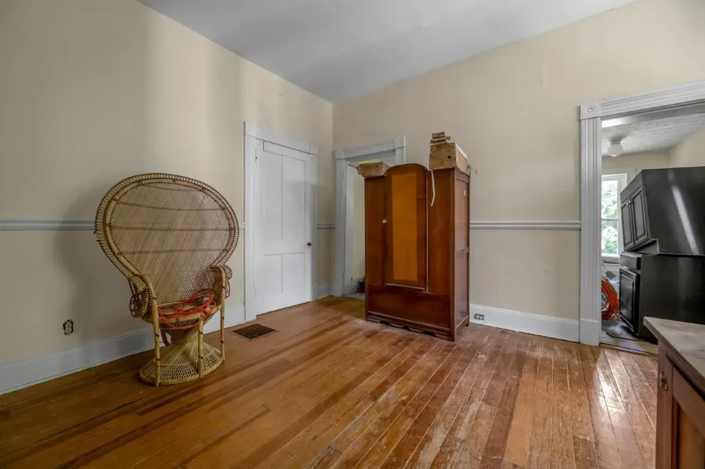 33 Mentelle Park Lexington KY 40502