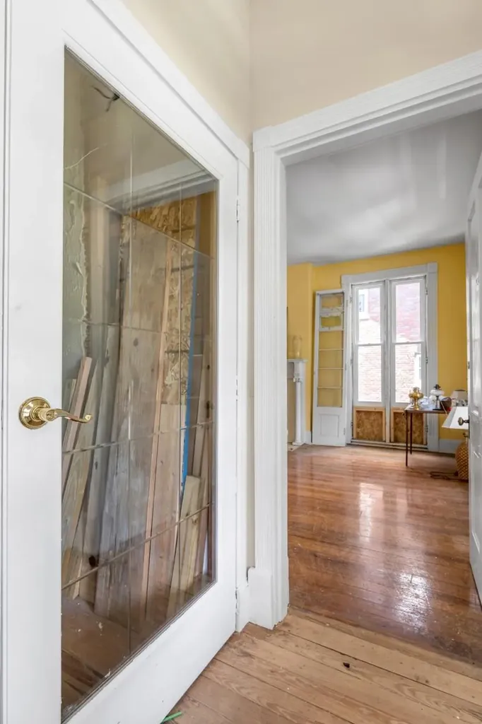 33 Mentelle Park Lexington KY 40502