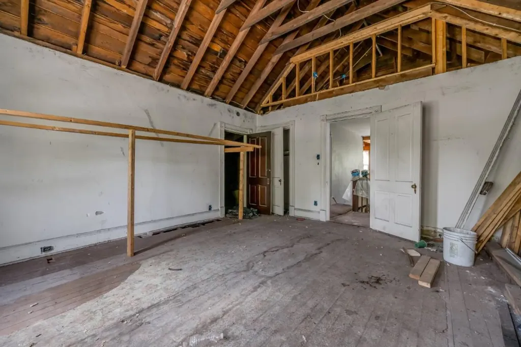 33 Mentelle Park Lexington KY 40502