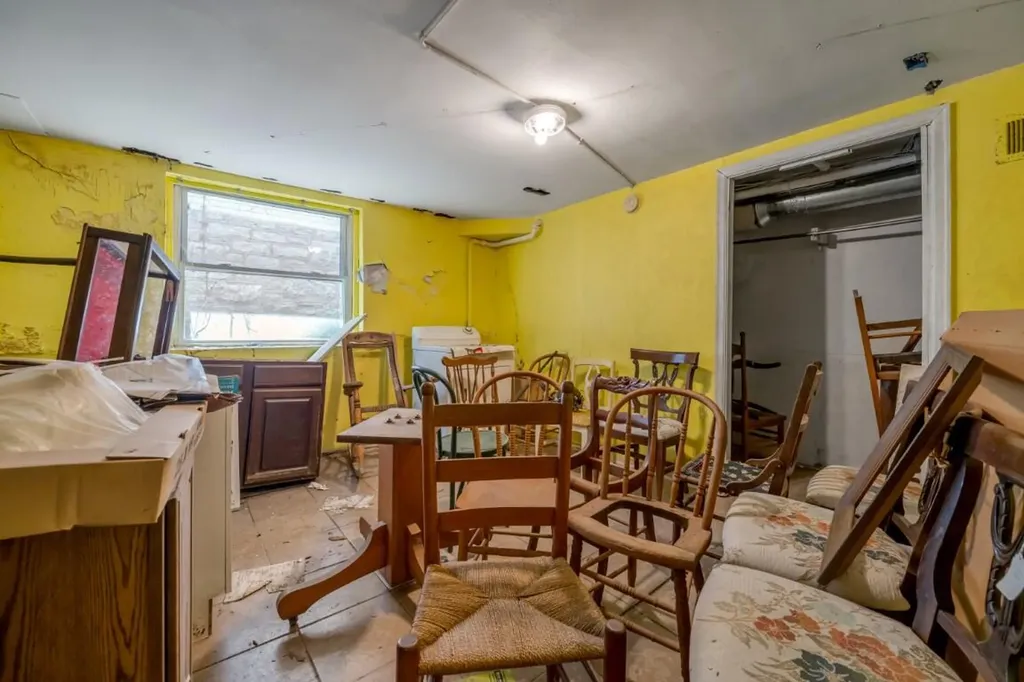 33 Mentelle Park Lexington KY 40502
