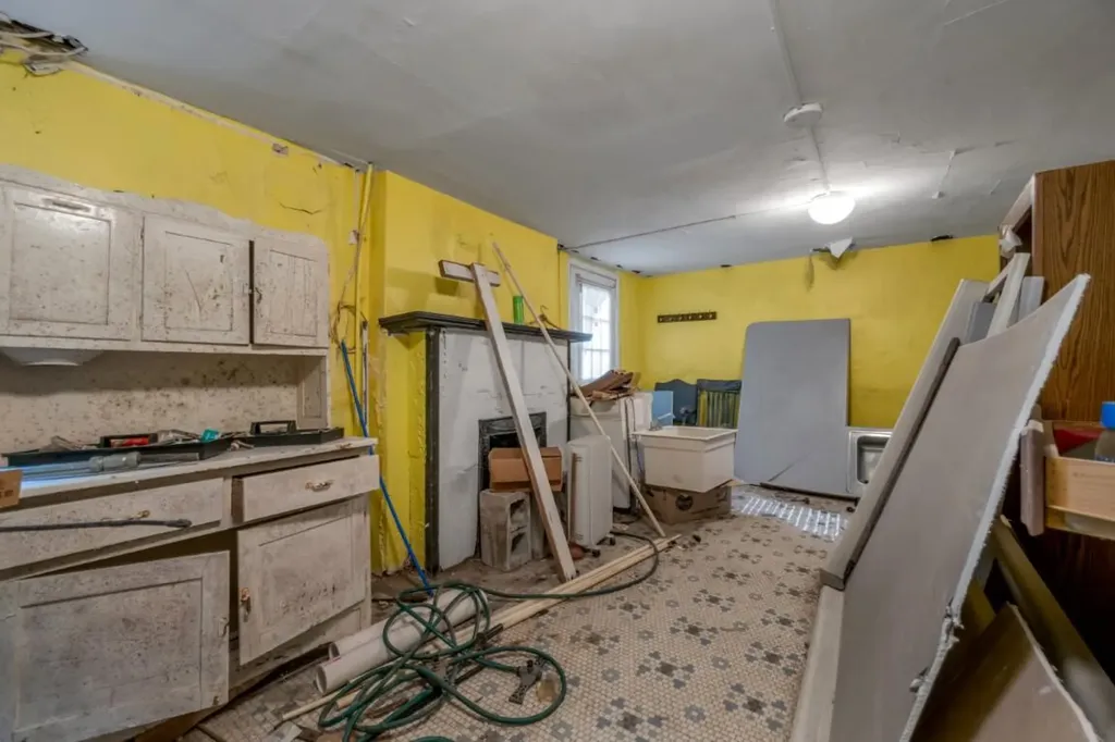 33 Mentelle Park Lexington KY 40502