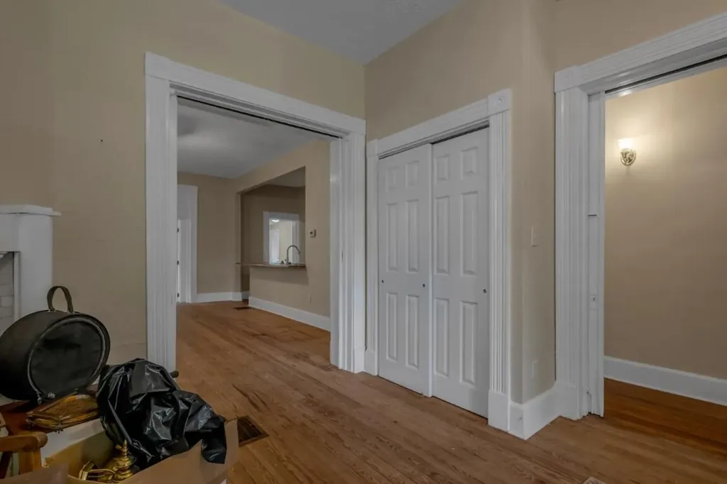 33 Mentelle Park Lexington KY 40502
