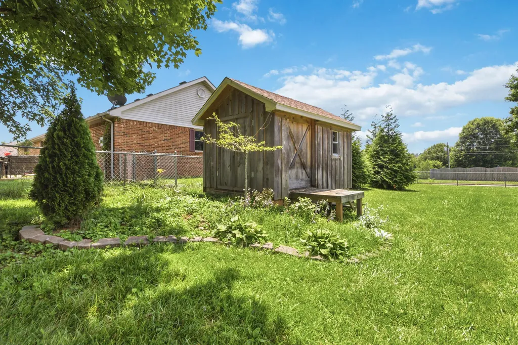 17 Enchanted Court Somerset KY 42503