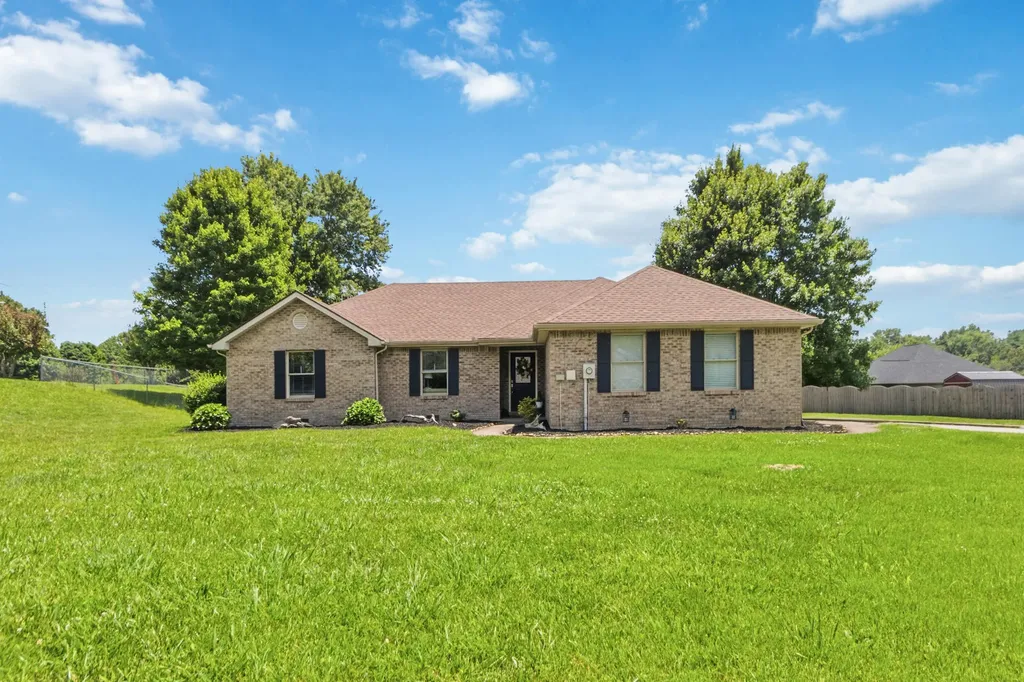 17 Enchanted Court Somerset KY 42503