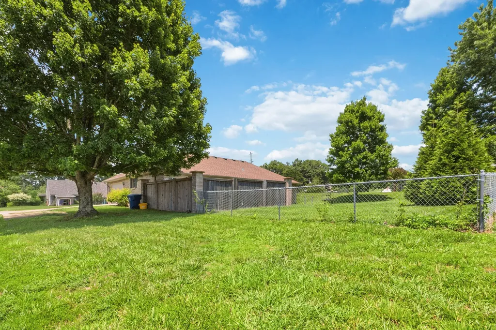 17 Enchanted Court Somerset KY 42503