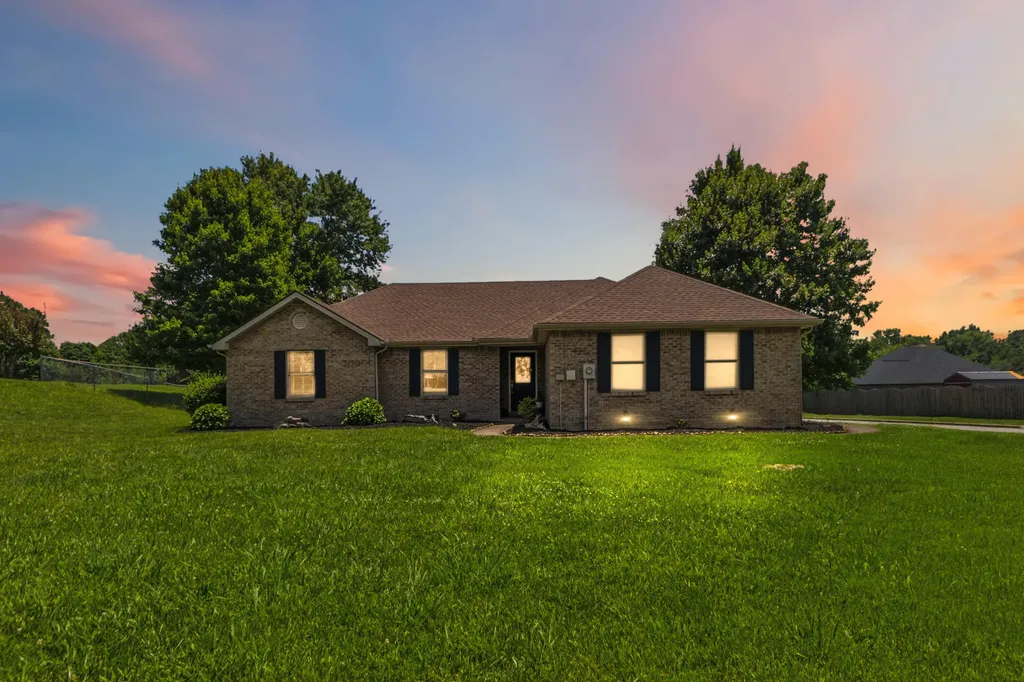 17 Enchanted Court Somerset KY 42503
