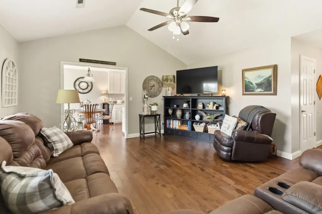17 Enchanted Court Somerset KY 42503