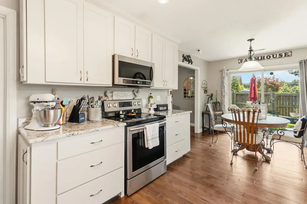 17 Enchanted Court Somerset KY 42503
