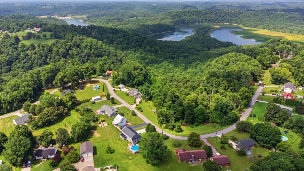3826 Hickory Hill Drive Somerset KY 42503