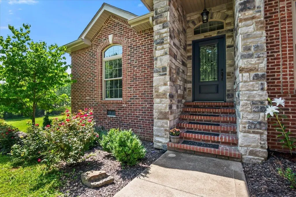 542 Kirkwood Drive London KY 40744
