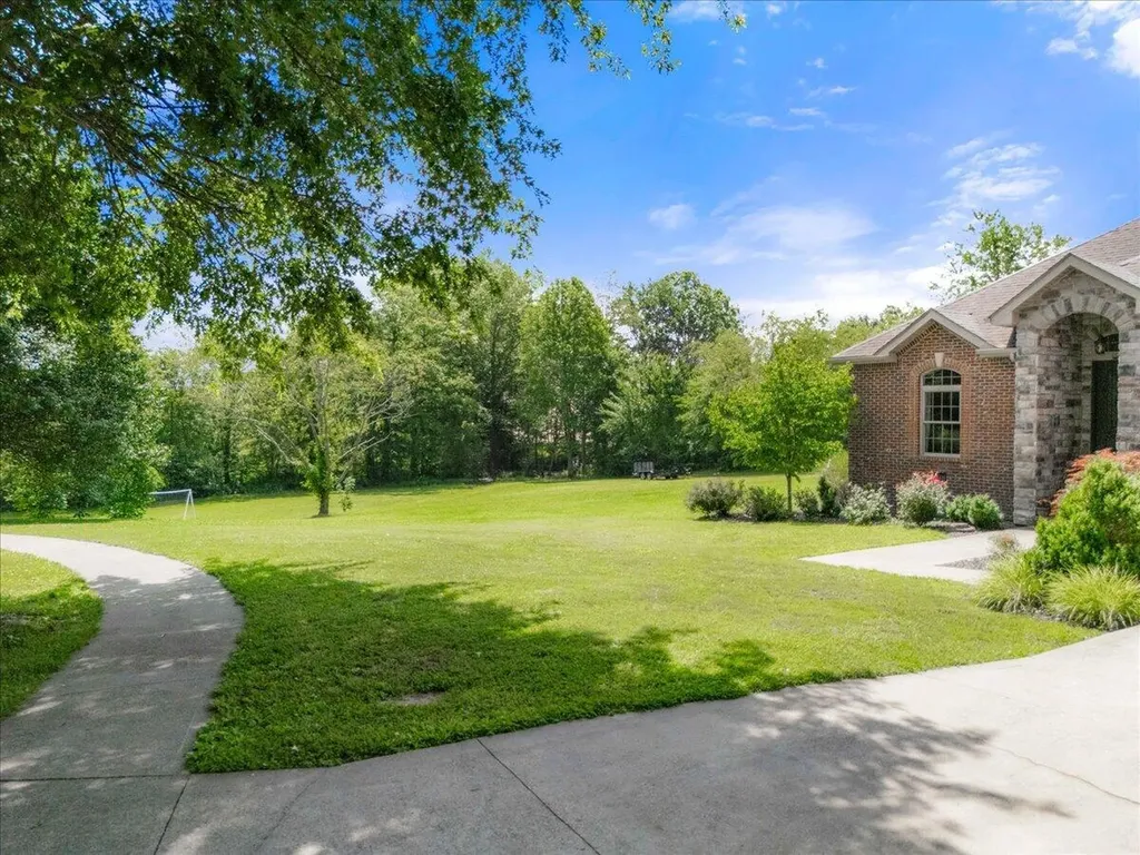 542 Kirkwood Drive London KY 40744