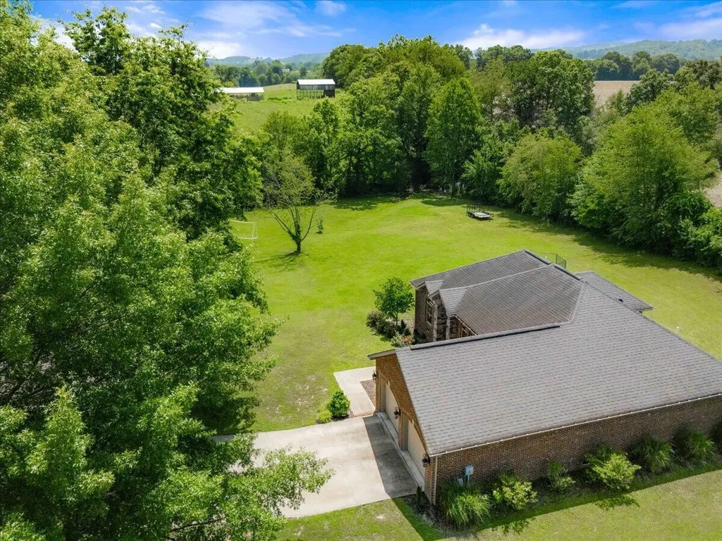 542 Kirkwood Drive London KY 40744